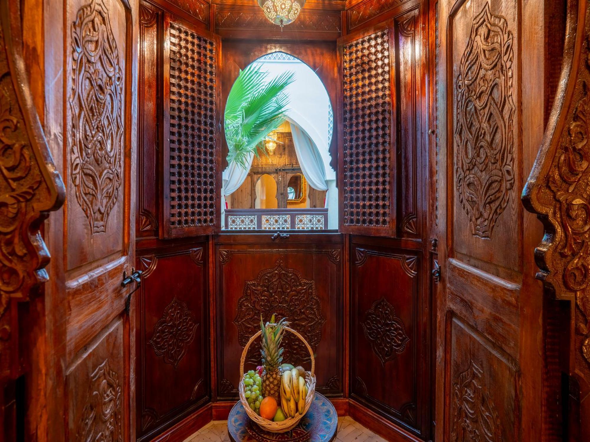Riad Yalla Habibi Marrakesh Exterior photo